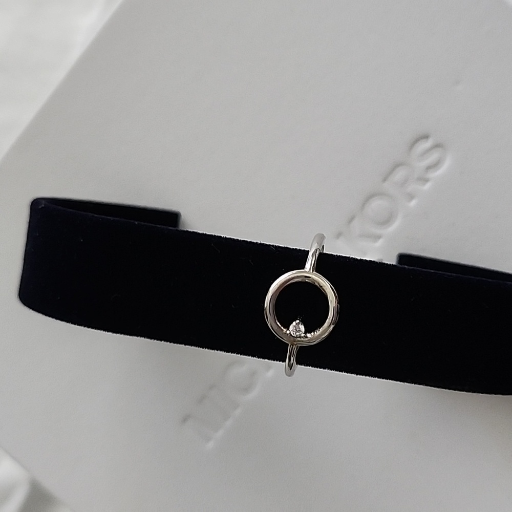 Charmed aroma ring